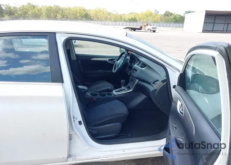 2014 Nissan Sentra Sv z USA, uszkodzony, nr VIN 3N1AB7AP4EL665371